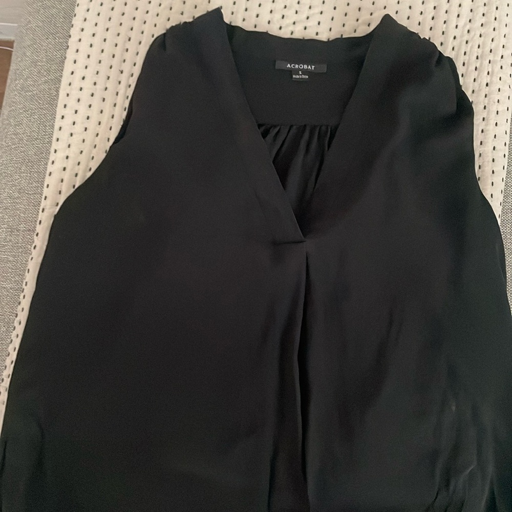 Acrobat 100% silk black blouse